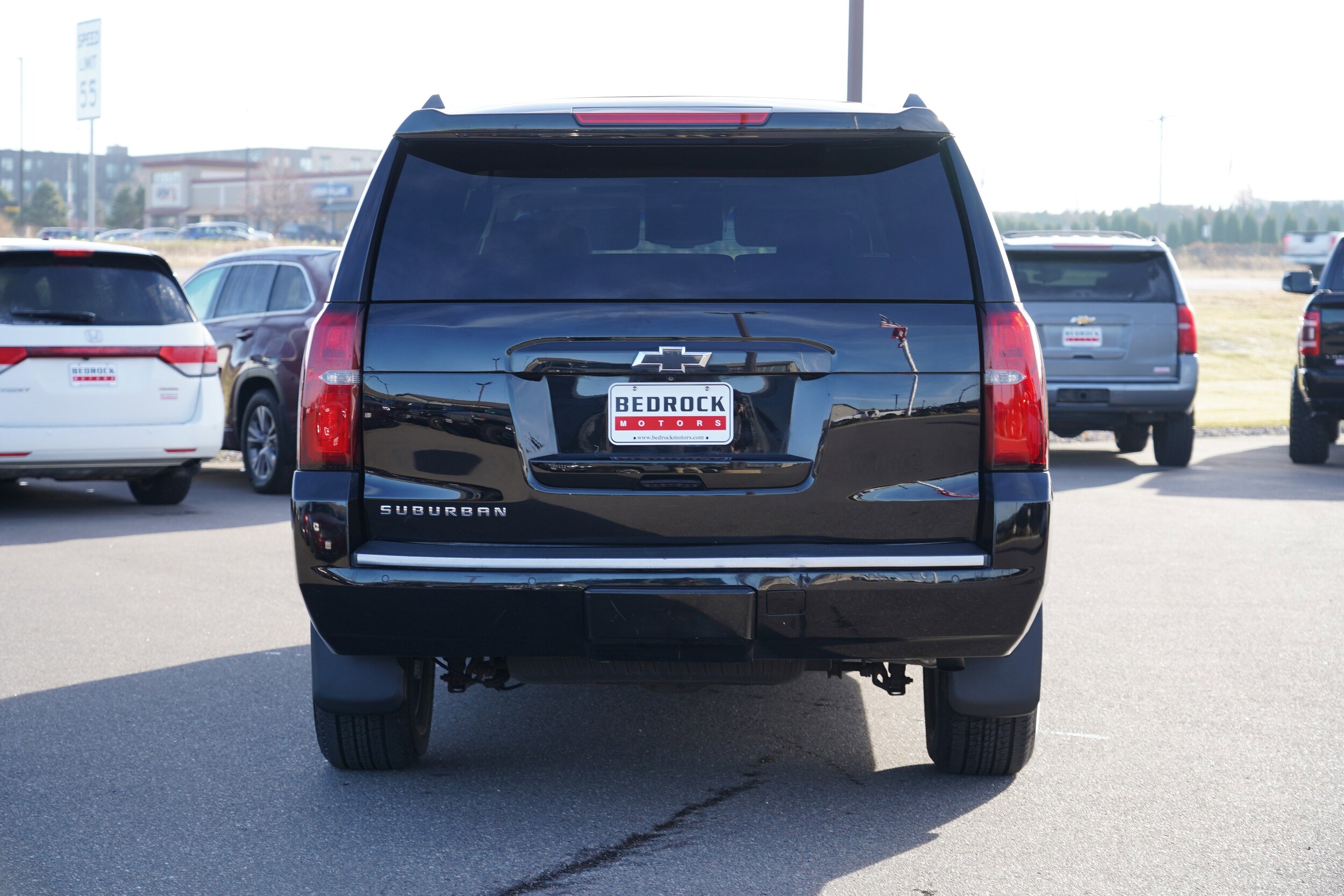 2015 Chevrolet Suburban 1500 LT photo 2