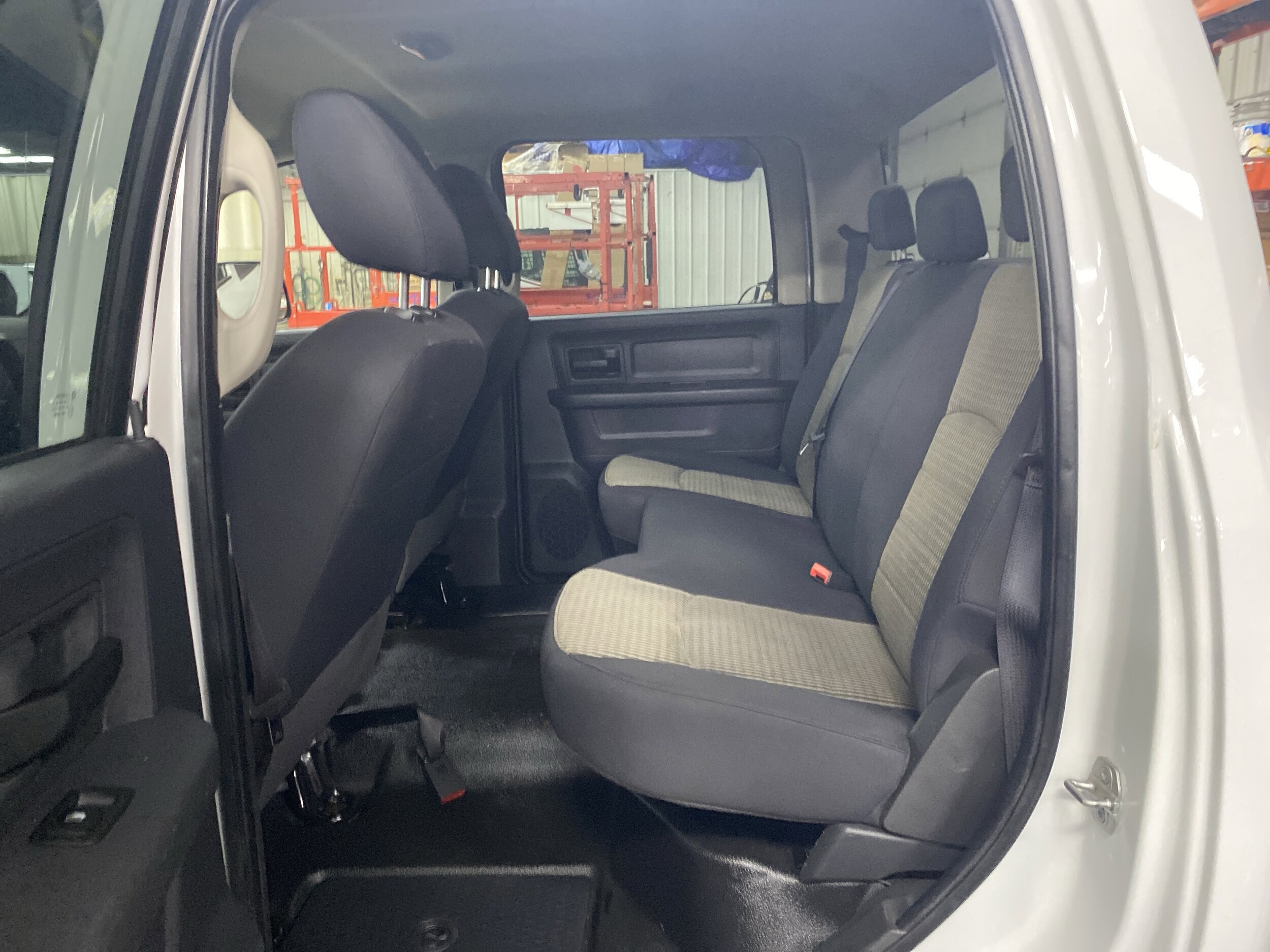 2010 Dodge Ram ST photo 3