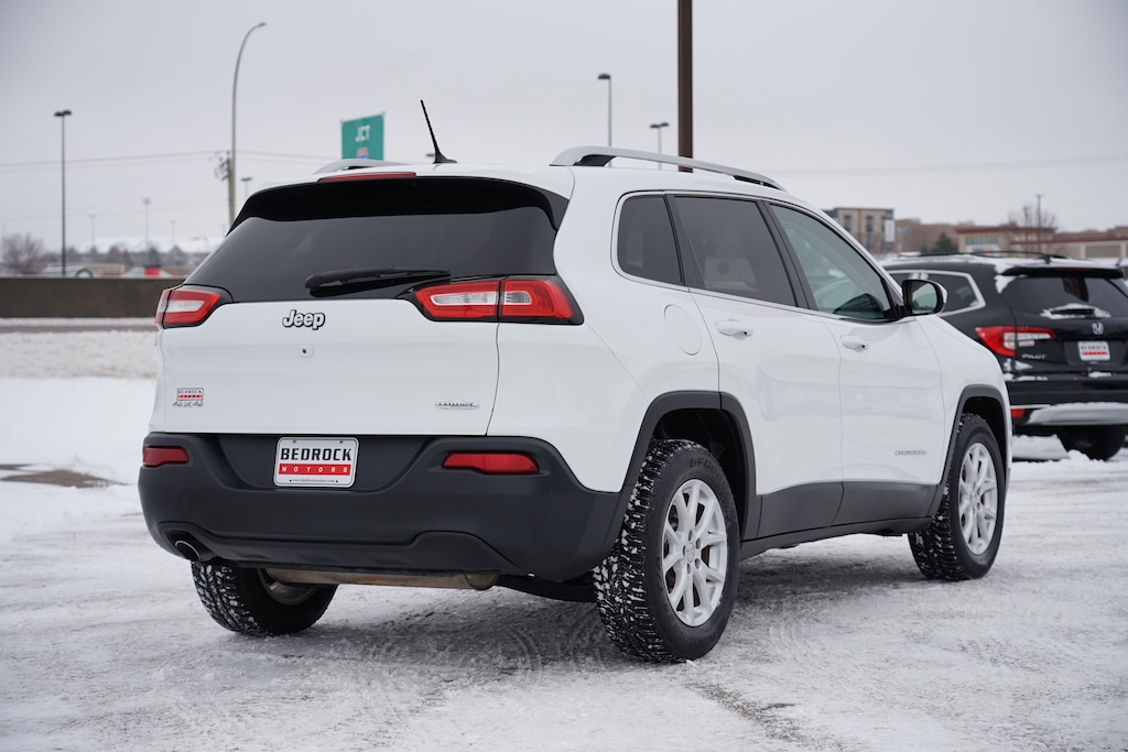 Used 2016 Jeep Cherokee Latitude 4x4 SUV