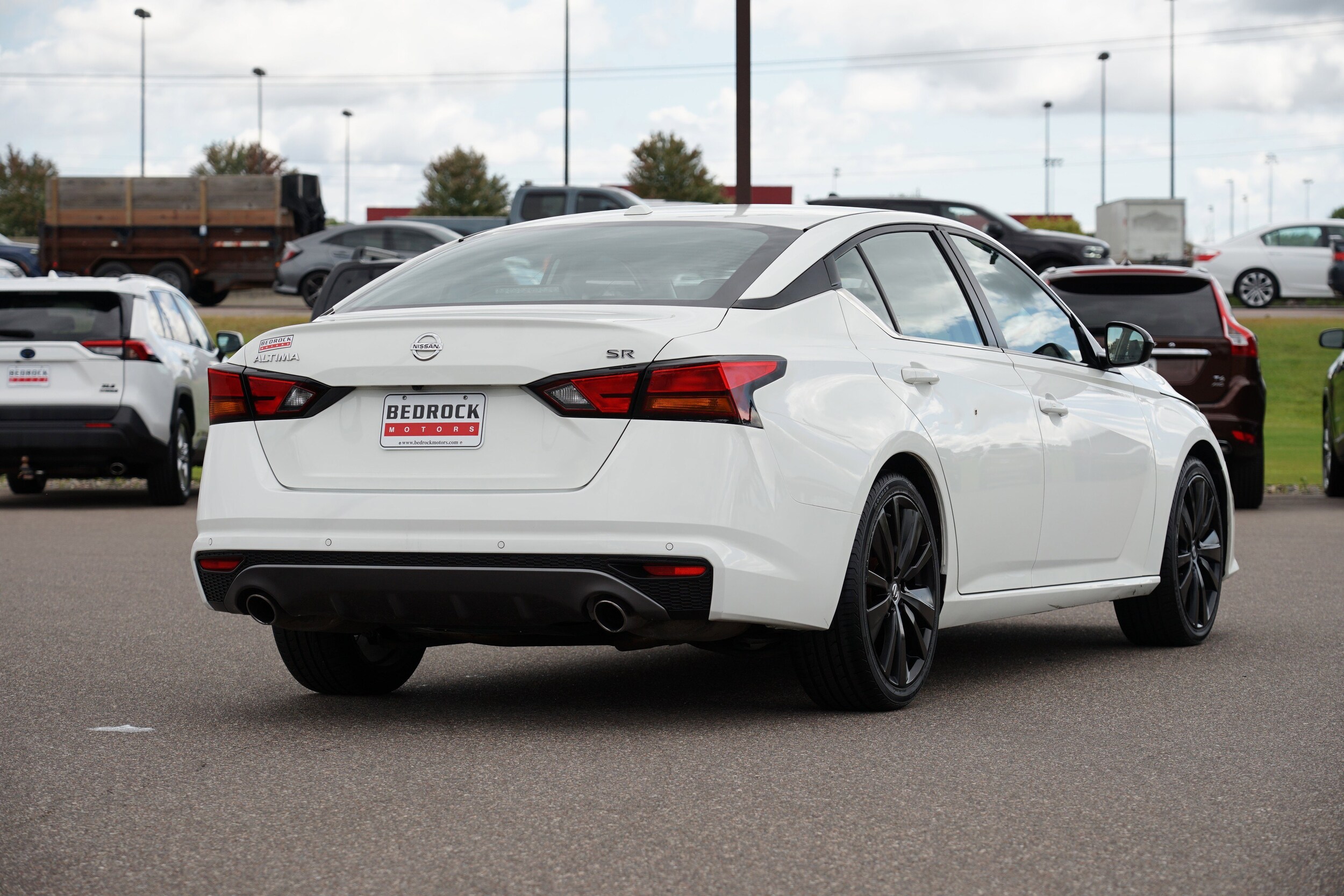 2020 Nissan Altima 2.5 SR photo 3