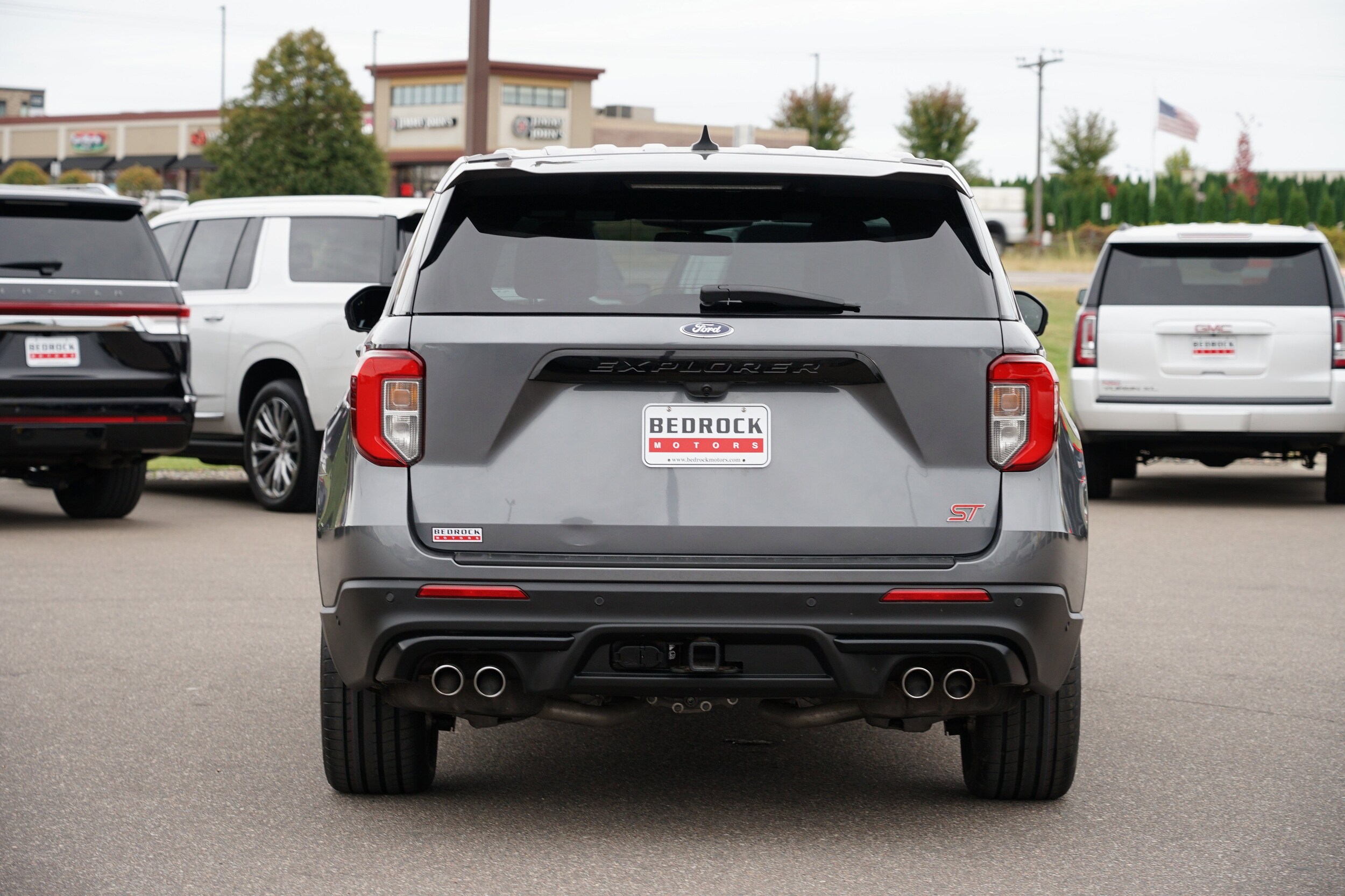 2021 Ford Explorer ST photo 4