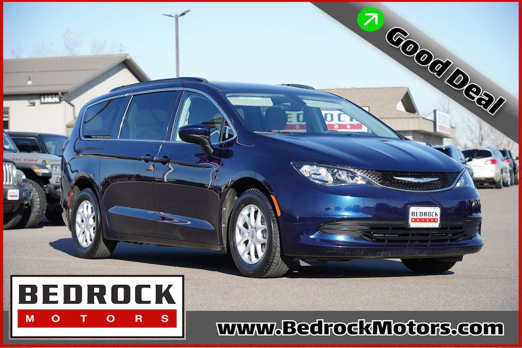 Used 2017 Chrysler Pacifica Touring Van