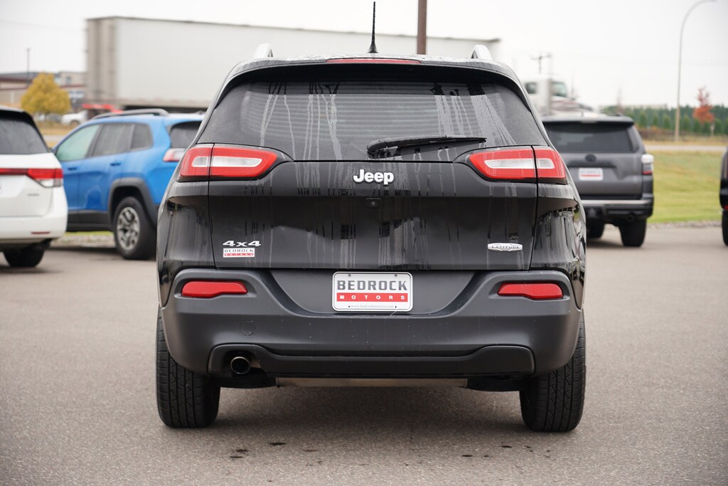 Used 2017 Jeep Cherokee Latitude 4x4 SUV