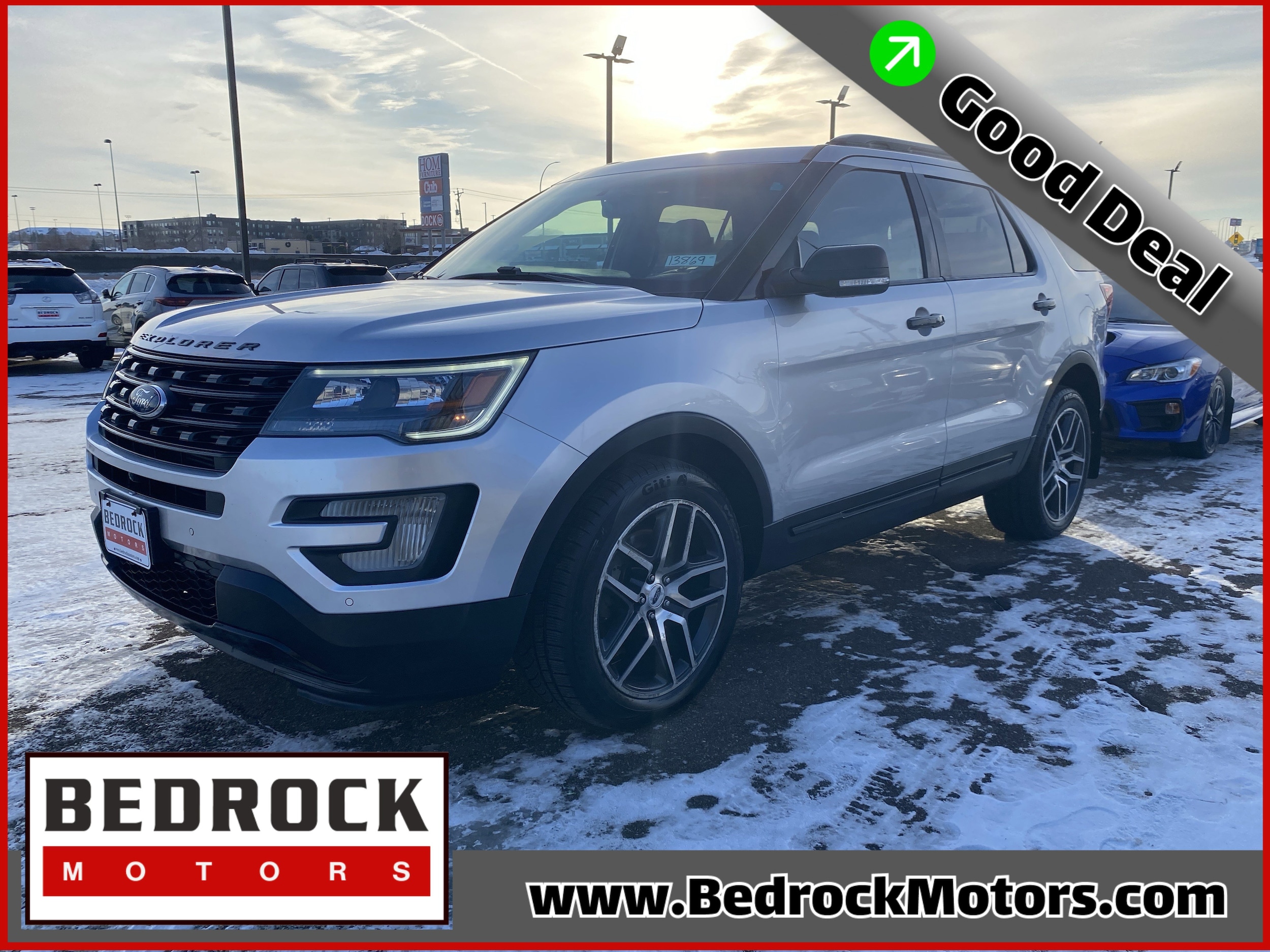 2017 Ford Explorer Sport's photo