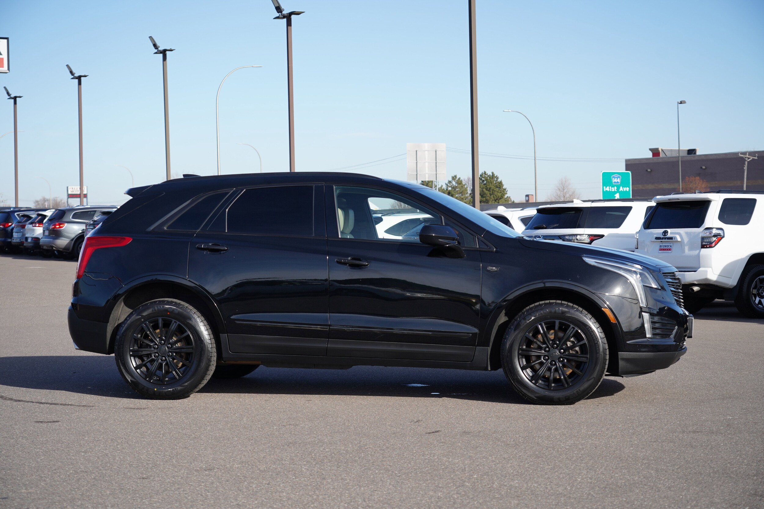 2018 Cadillac XT5 Base photo 2