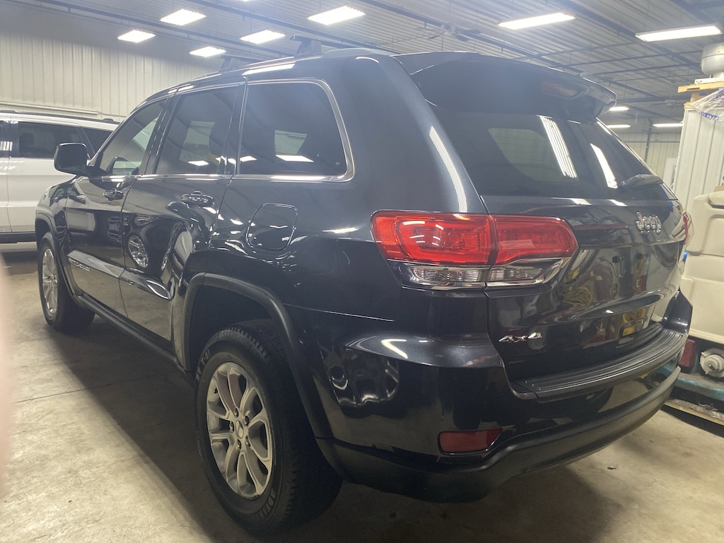 Used 2015 Jeep Grand Cherokee Laredo 4x4 SUV