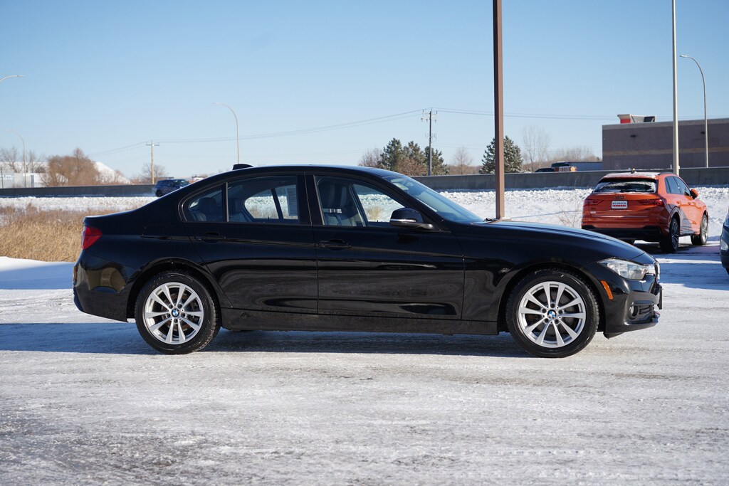Used 2016 BMW 320i xDrive Sedan