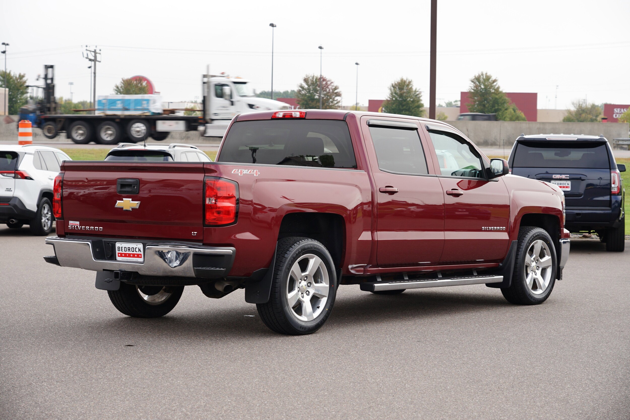 2014 Chevrolet Silverado 1500 LT photo 3
