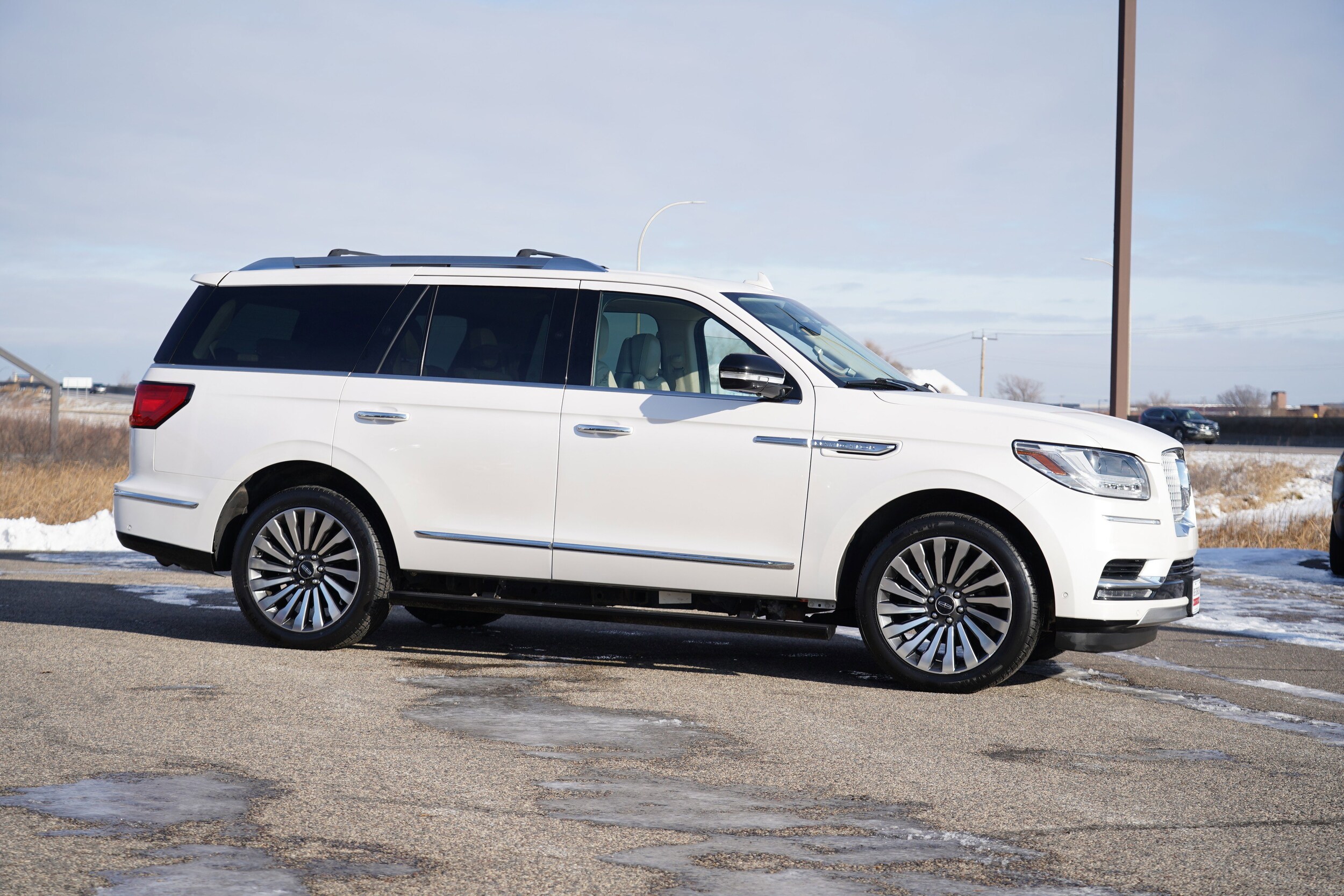 2019 Lincoln Navigator Reserve photo 2