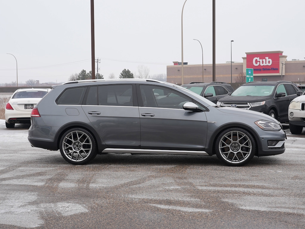 Used 2018 Volkswagen Golf Alltrack TSI SEL Wagon