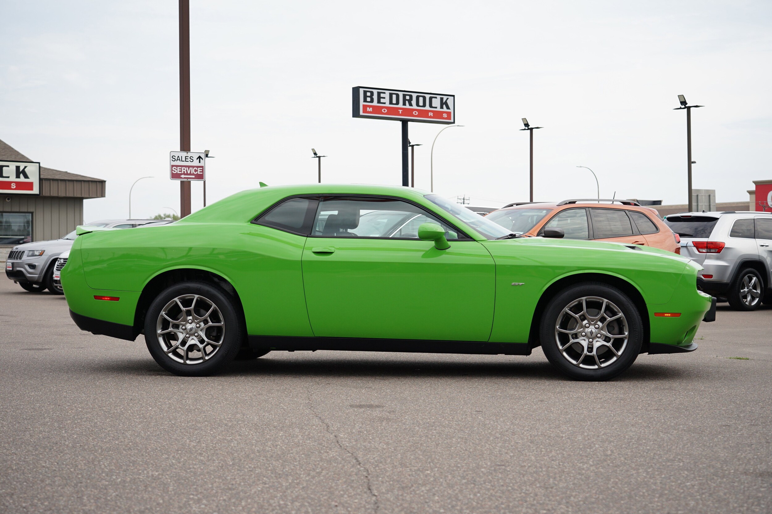 2017 Dodge Challenger GT photo 2