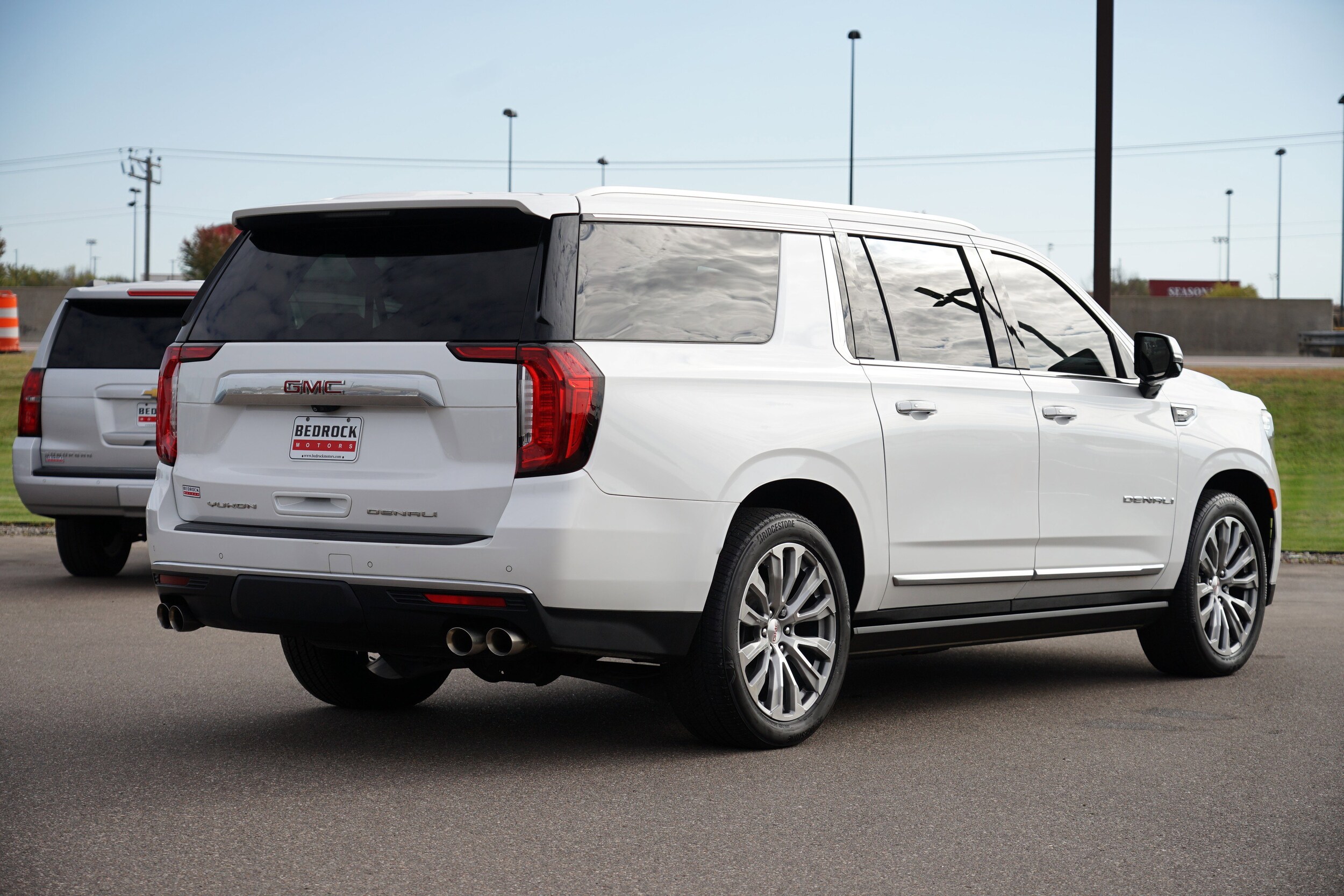 2021 Gmc Yukon XL Denali photo 2