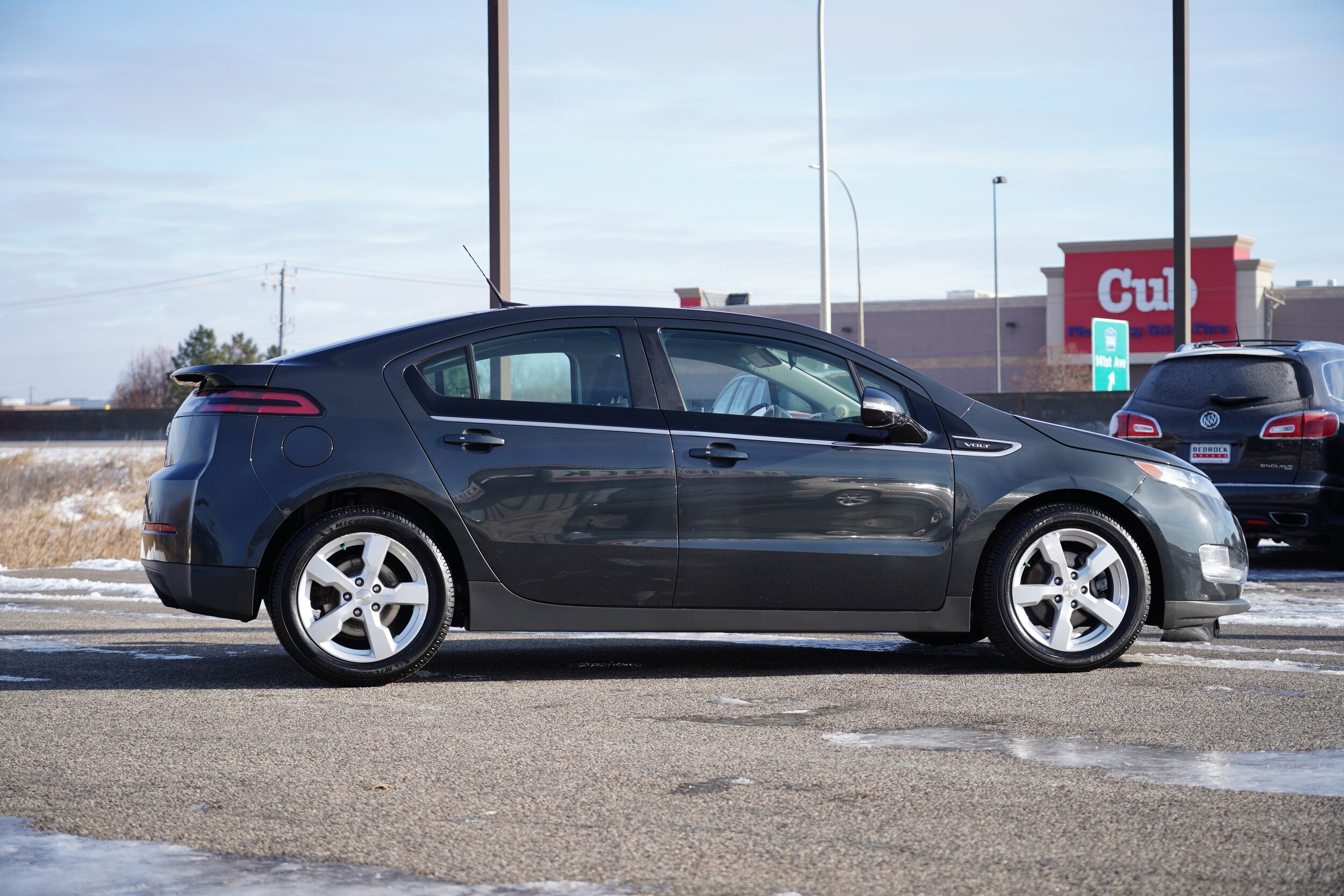 2014 Chevrolet Volt Base photo 2