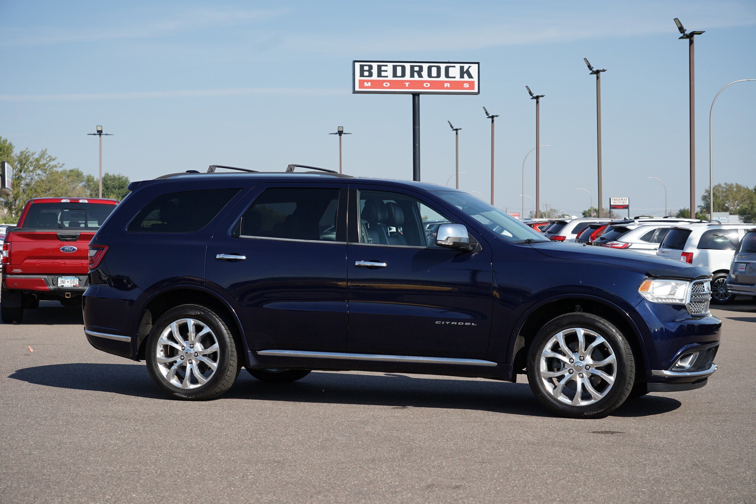 2017 Dodge Durango Citadel photo 2