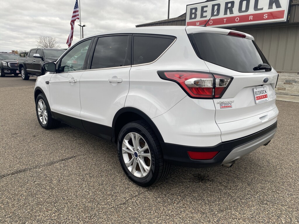 Used 2017 Ford Escape SE SUV