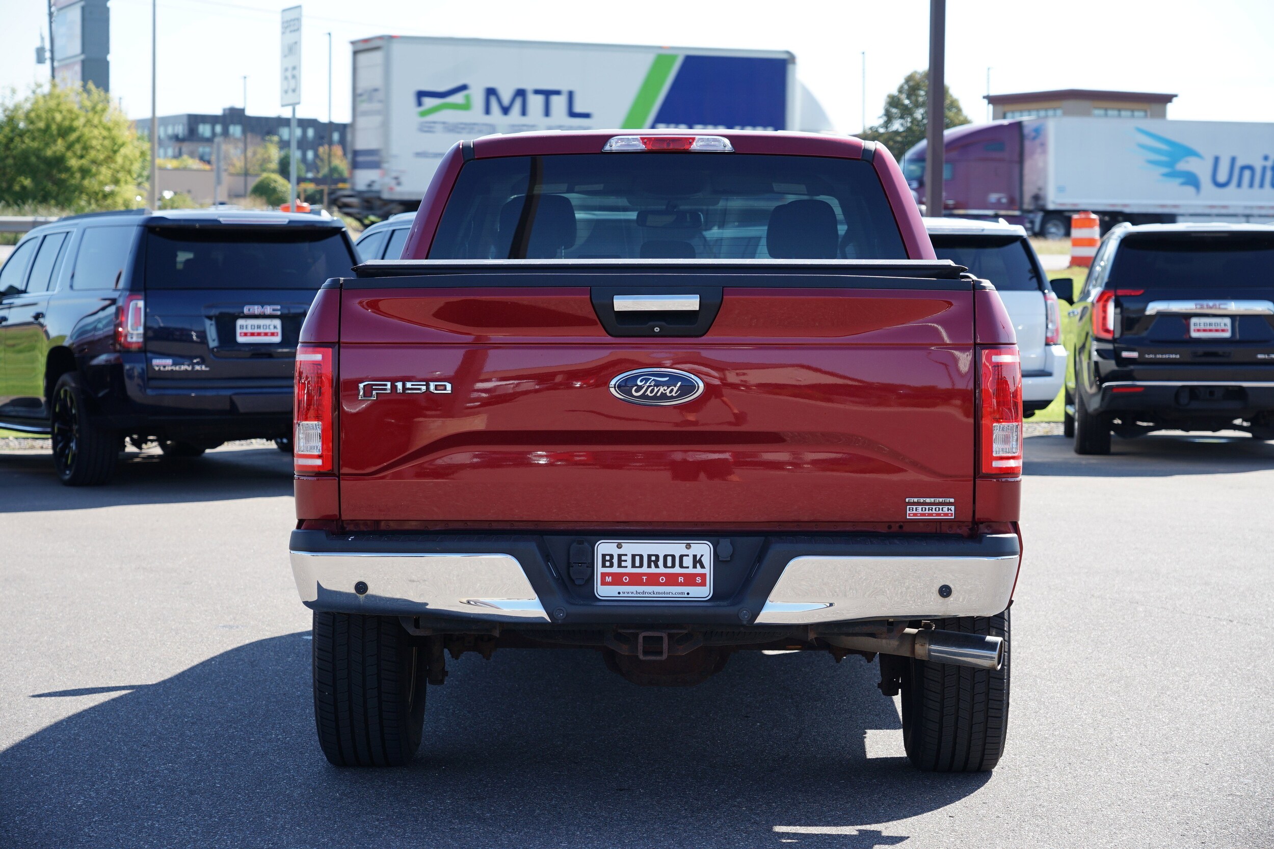 2015 Ford F-150 XLT photo 4