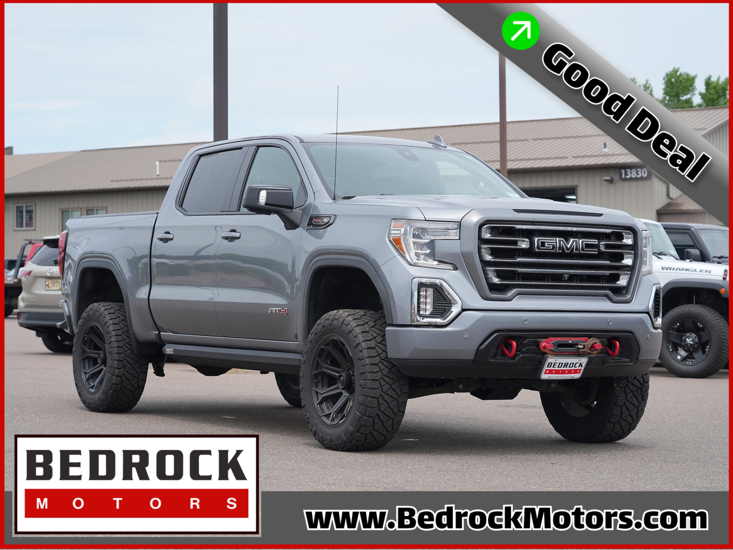 2020 GMC Sierra 4WD Crew Cab Short Box AT4's photo