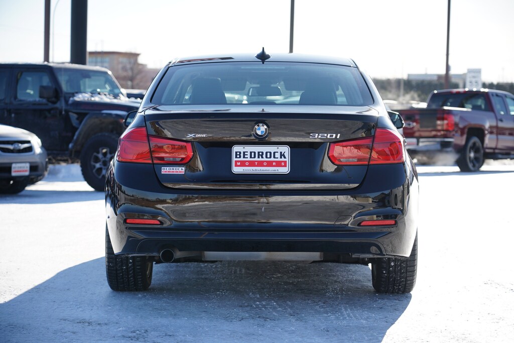 Used 2016 BMW 320i xDrive Sedan