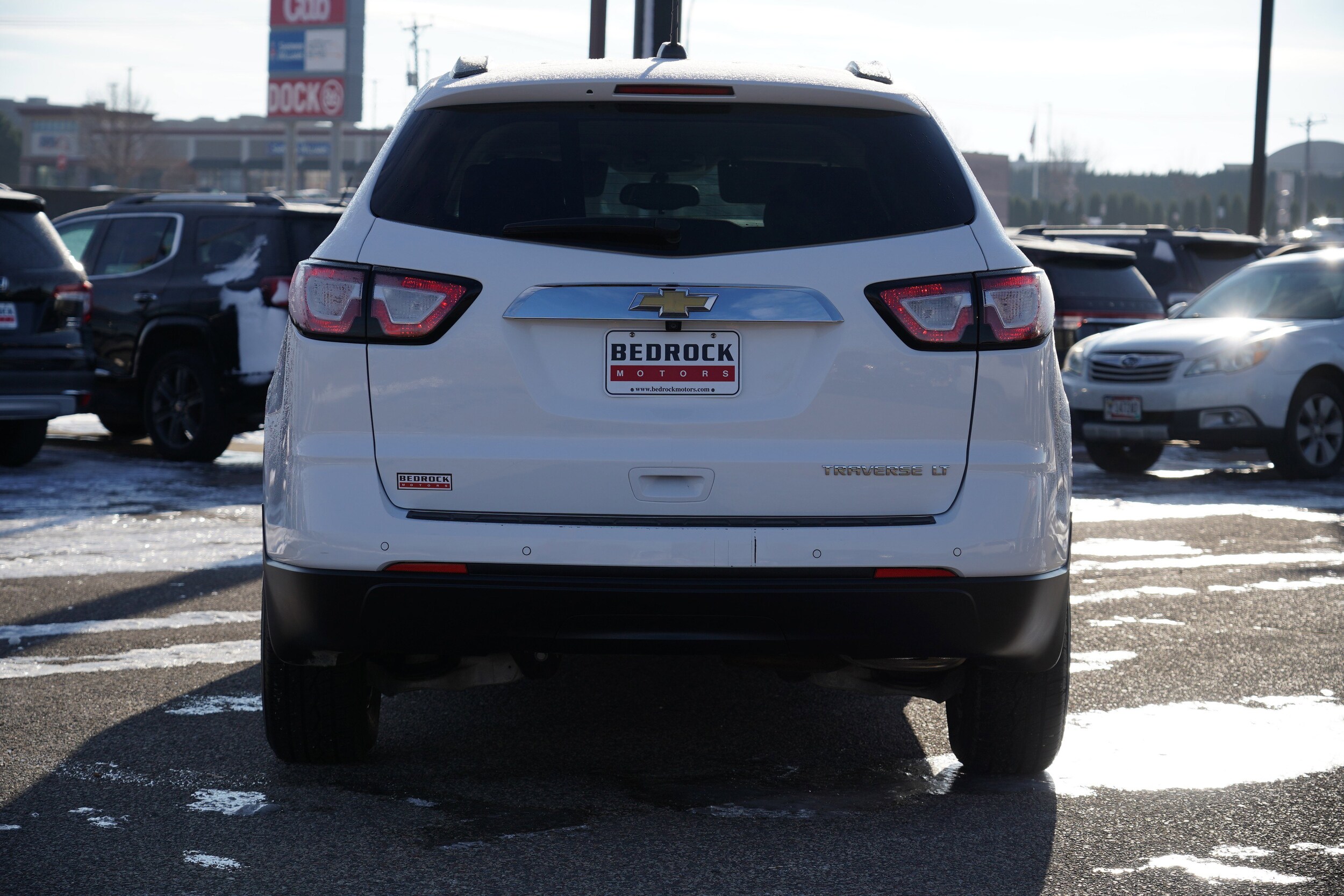 2016 Chevrolet Traverse 1LT photo 3