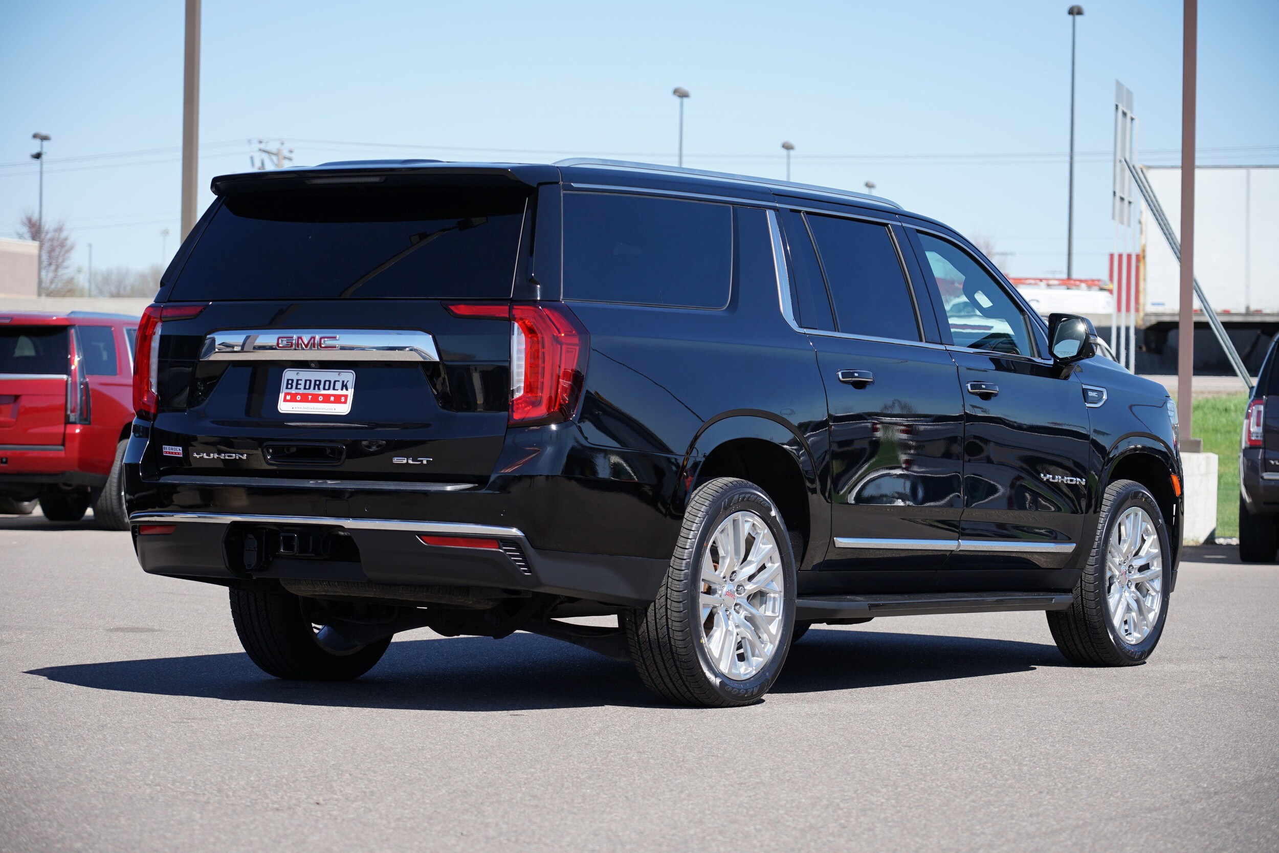 2021 Gmc Yukon XL SLT photo 3