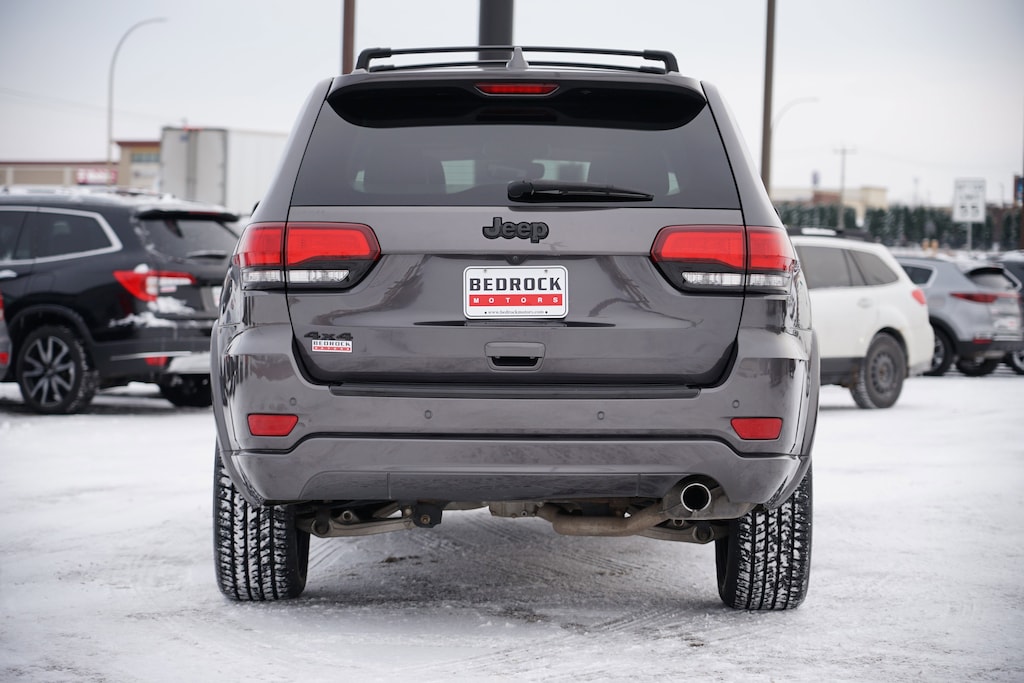 Used 2018 Jeep Grand Cherokee Laredo 4x4 SUV