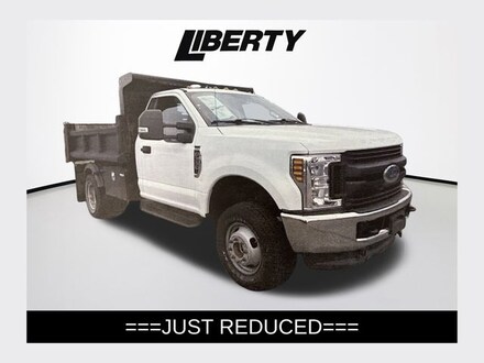 2019 Ford F-350SD XL Chassis