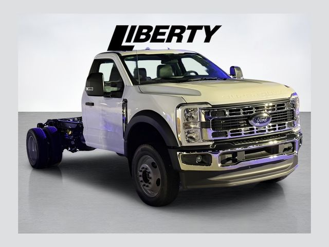 2026 Ford F-550 Super Duty Chassis Cab