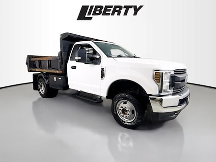 2019 Ford F-350SD XL Chassis