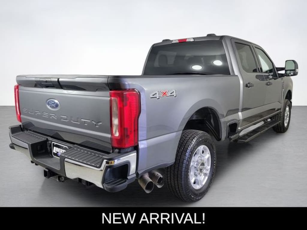 Used 2025 Ford F-250SD XLT Truck