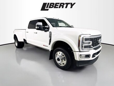 2024 Ford F-450SD Platinum Truck