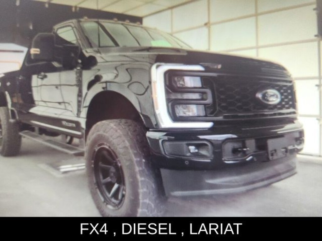 Used 2024 Ford F-250SD Lariat Truck