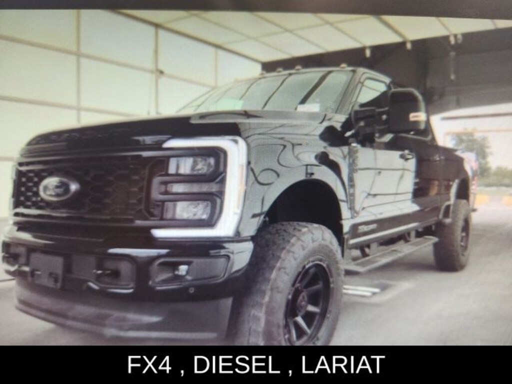 Used 2024 Ford F-250SD Lariat Truck