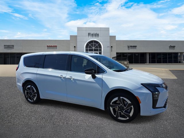 2027 Chrysler Pacifica