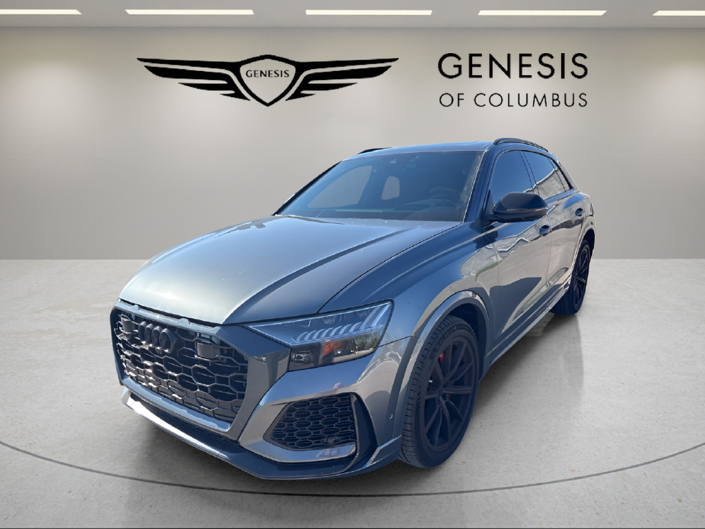  Audi RS Q8