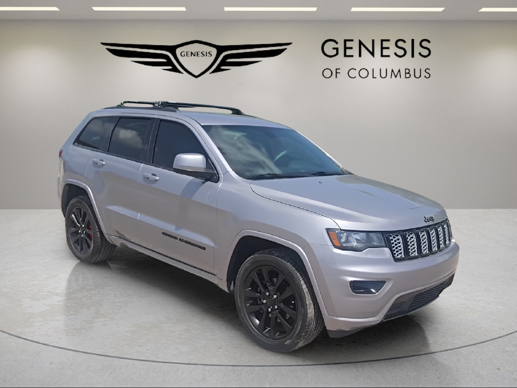 Used 2018 Jeep Grand Cherokee Laredo 4x4 SUV