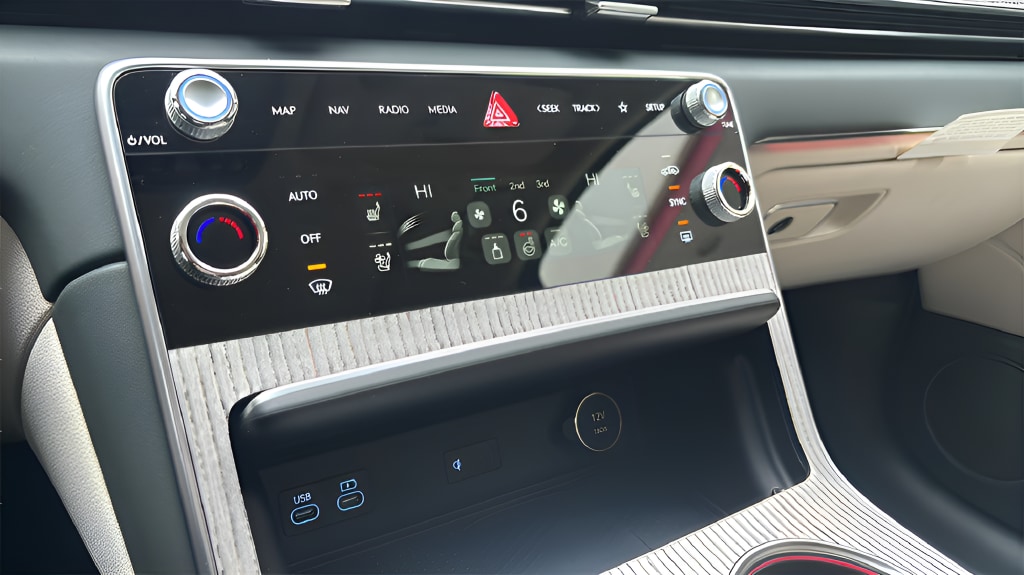 2026 GENESIS GV80 Prestige - Photo 24