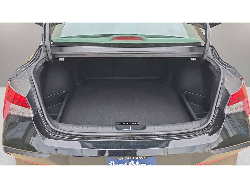 New 2026 Hyundai Elantra SEL Sport Sedan
