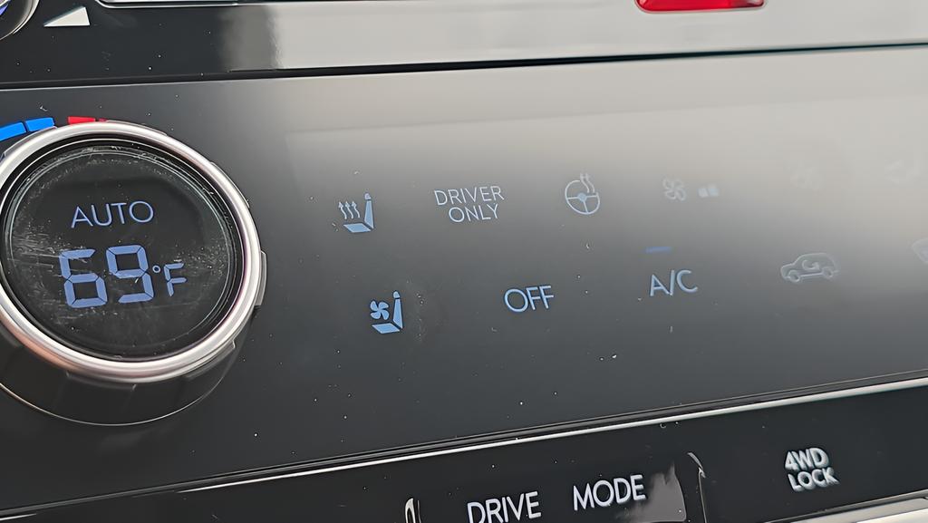 2026 Hyundai Santa Fe Limited - Photo 31
