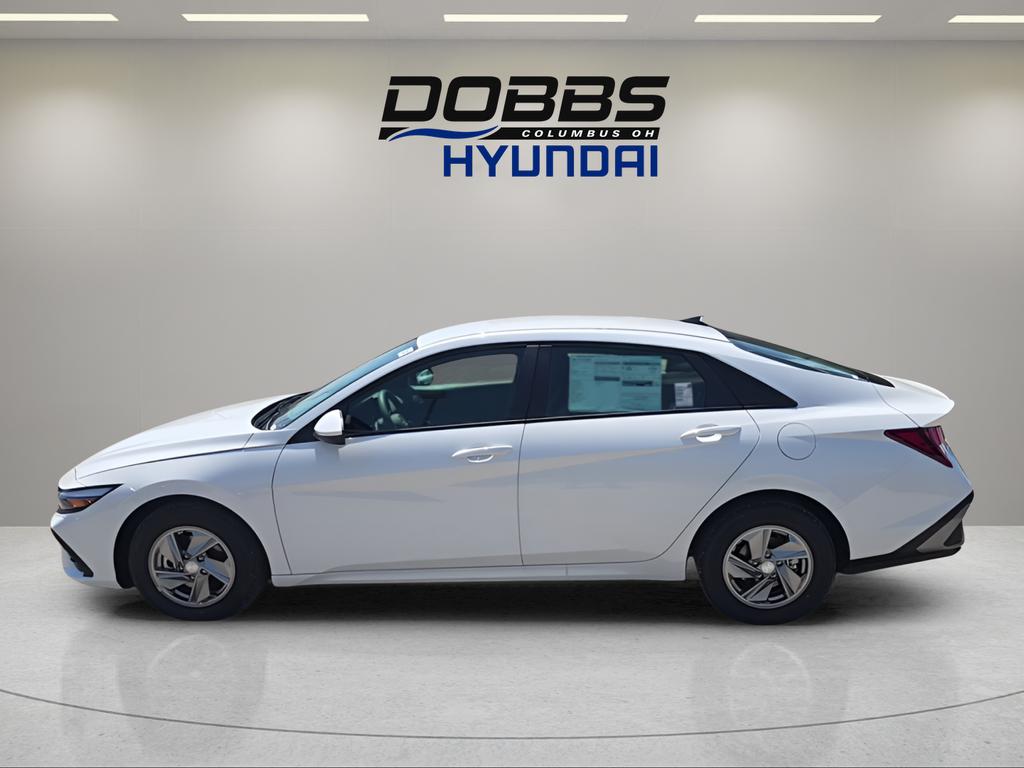 New 2026 Hyundai Elantra SE Sedan