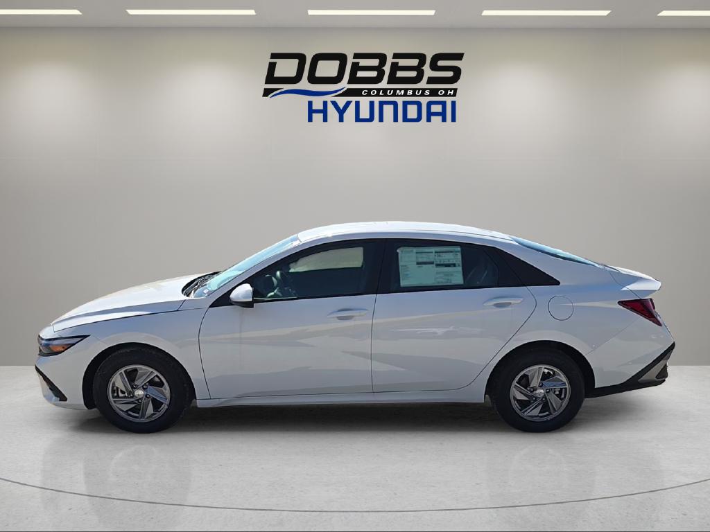 New 2026 Hyundai Elantra SE Sedan