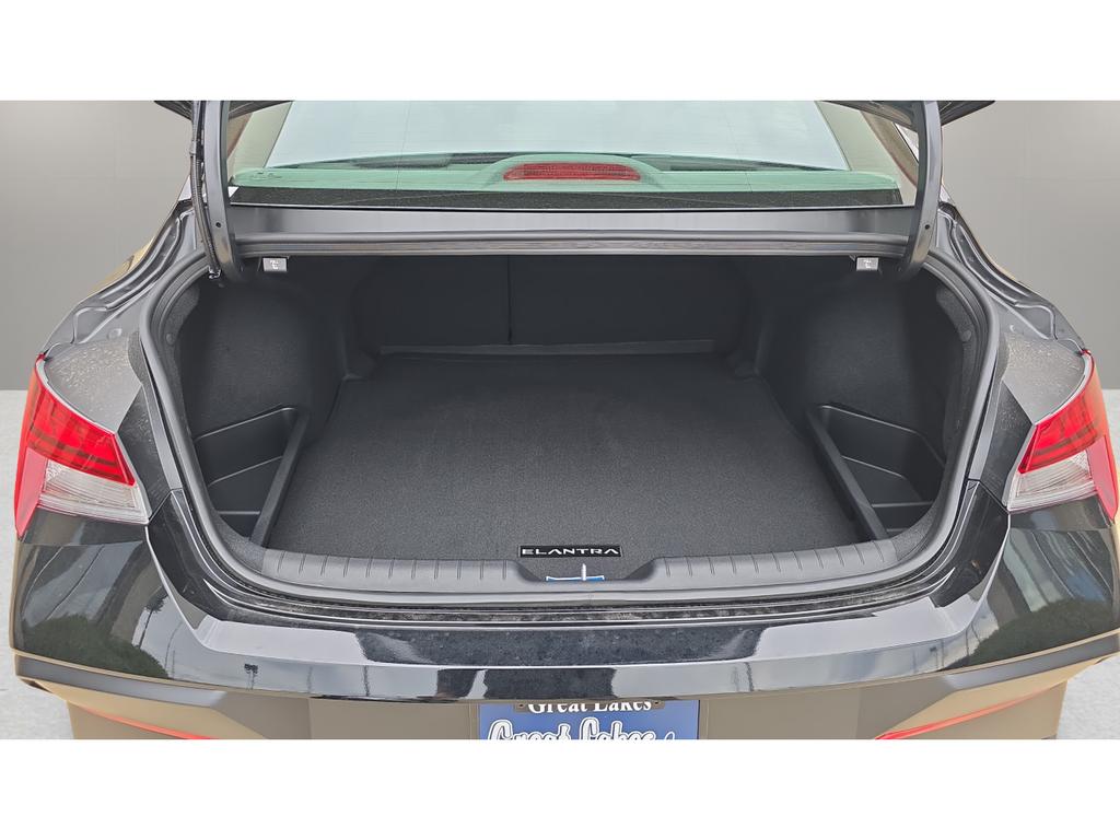 New 2026 Hyundai Elantra SEL Sport Sedan