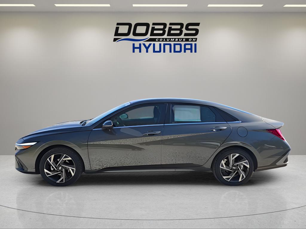 New 2026 Hyundai Elantra Limited Sedan
