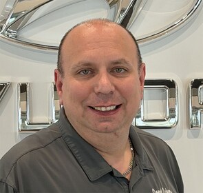 Staff member Scott Weeks from ID_c17733