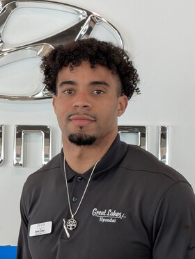 Staff member Devin Dukes from ID_cf7517