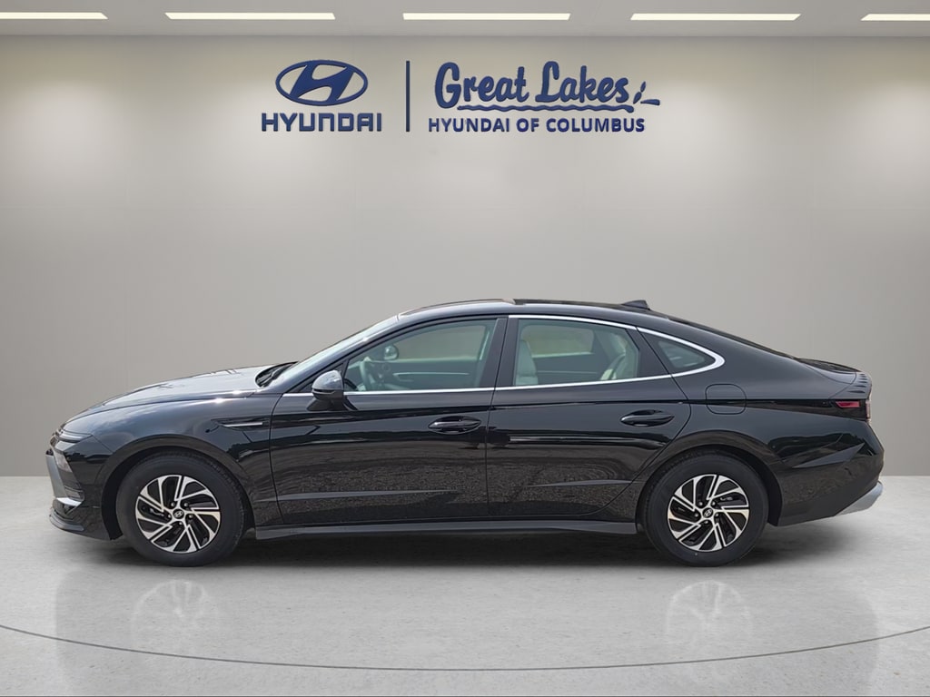 New 2026 Hyundai Sonata Hybrid Blue Sedan