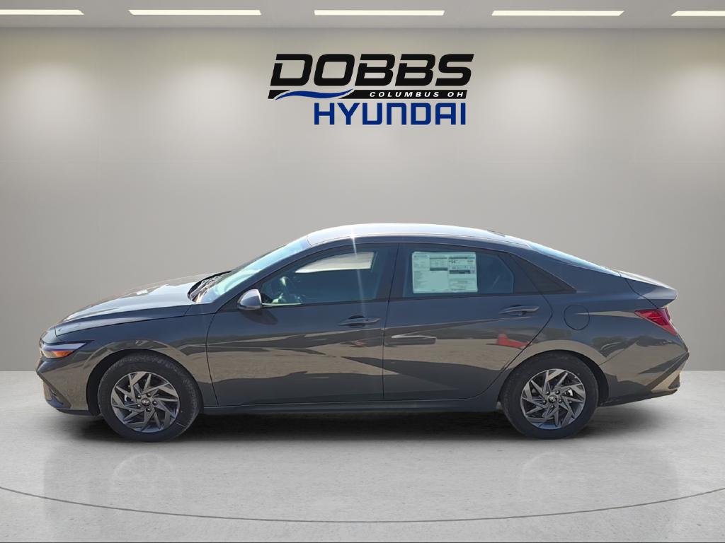 New 2026 Hyundai Elantra Hybrid Blue Sedan
