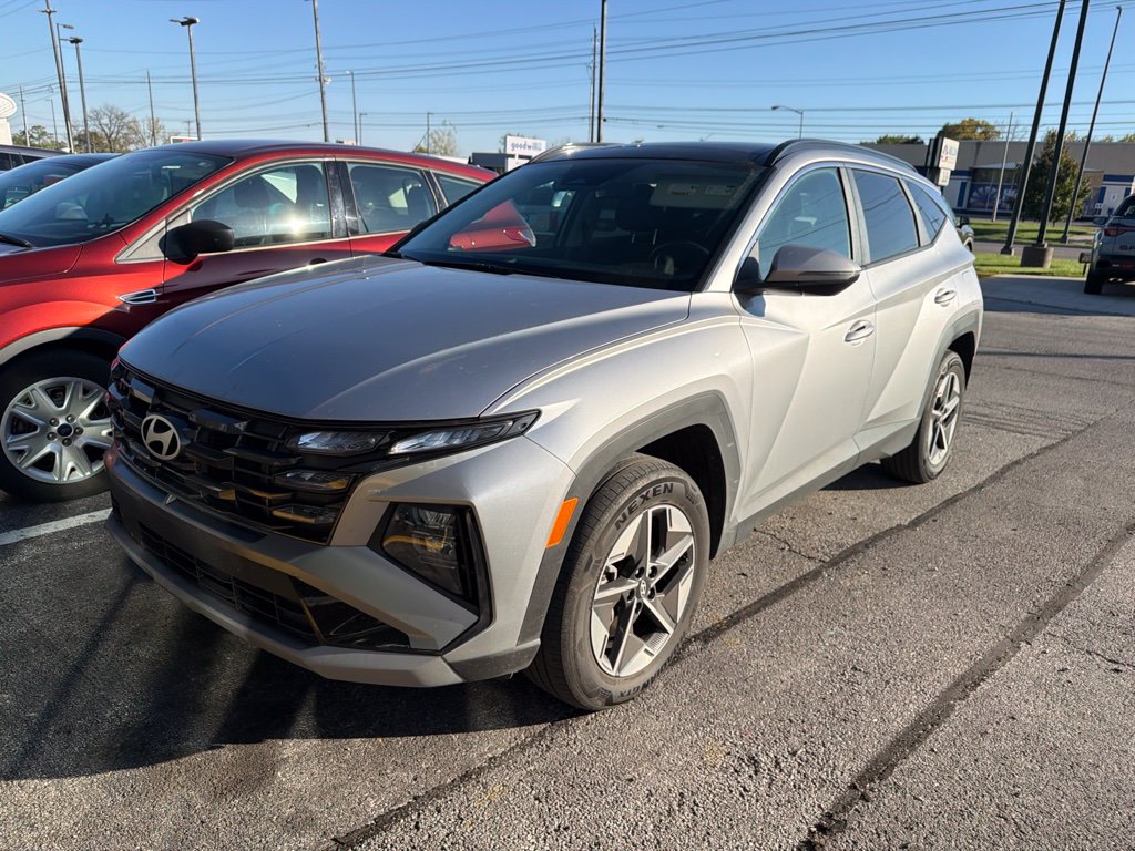 2025 Hyundai Tucson Hybrid SUV 