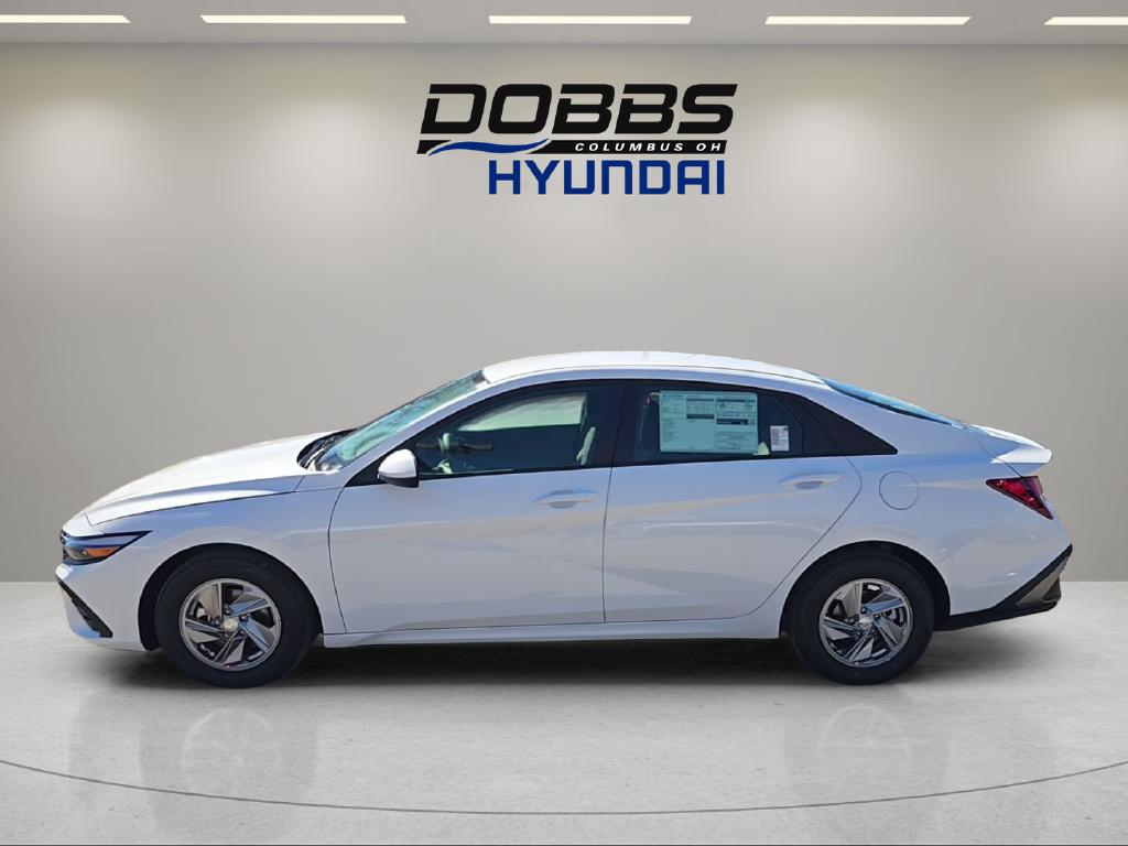 New 2026 Hyundai Elantra SE Sedan