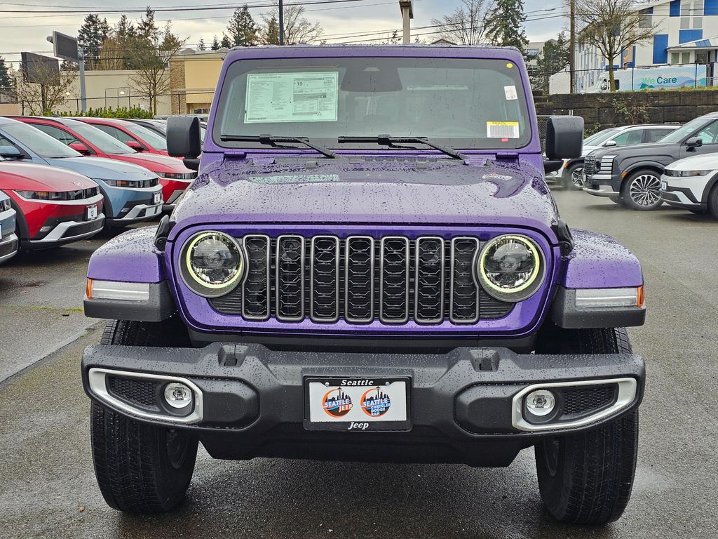 2026 Jeep Gladiator Sahara Auto's photo