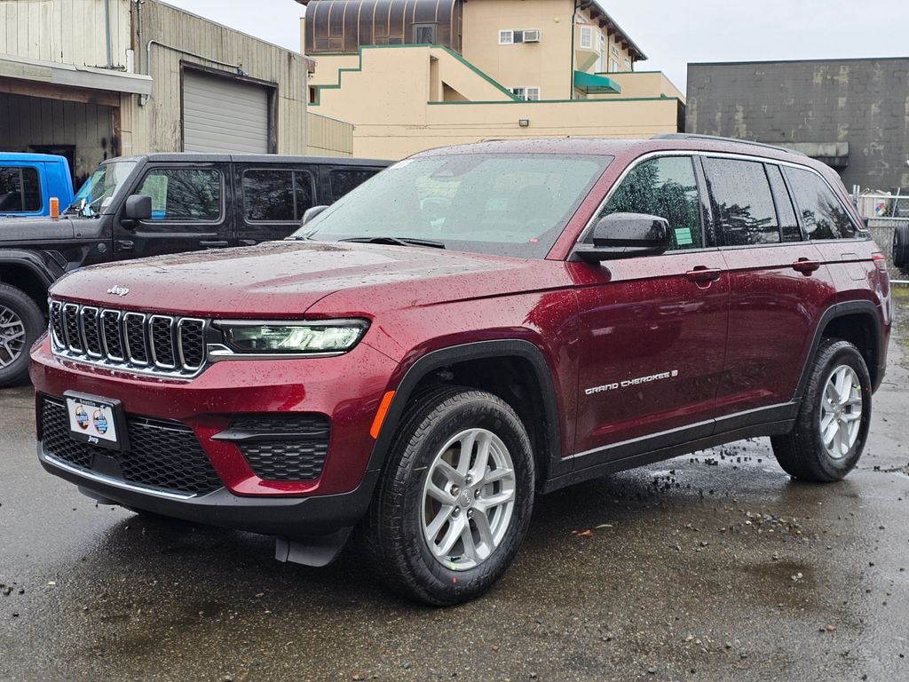 New 2026 Jeep Grand Cherokee LAREDO X 4X4 Sport Utility